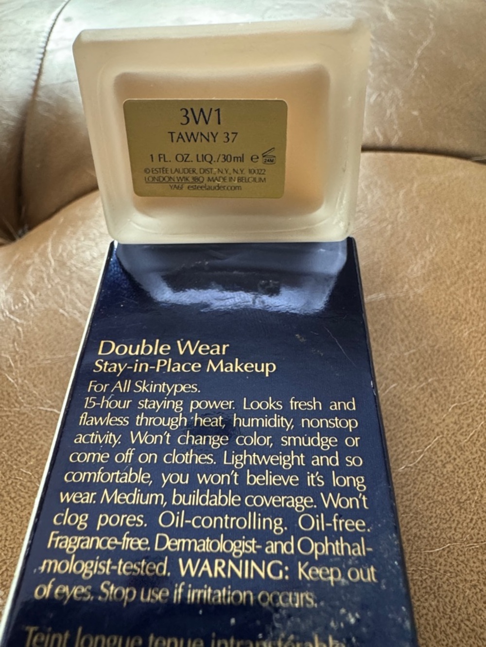 Estee Lauder Double Wear Liquid Foundation - color 3W1 Tawny - 1 oz bottle - Picture 4 of 4